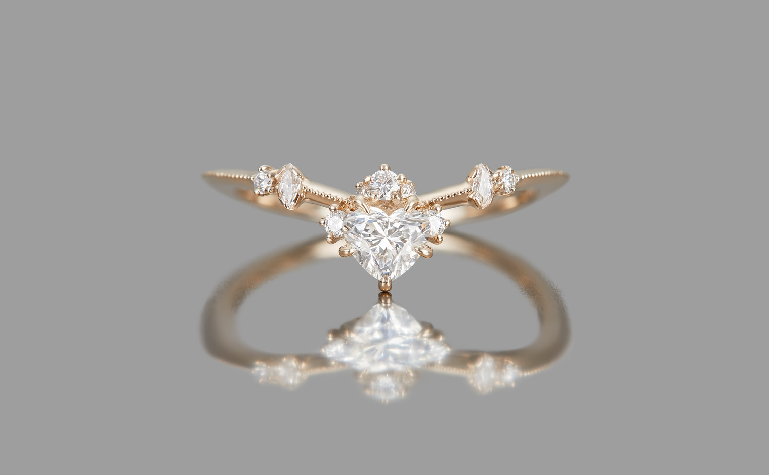 Curved Heart Ring–Diamond | kataoka jewelry