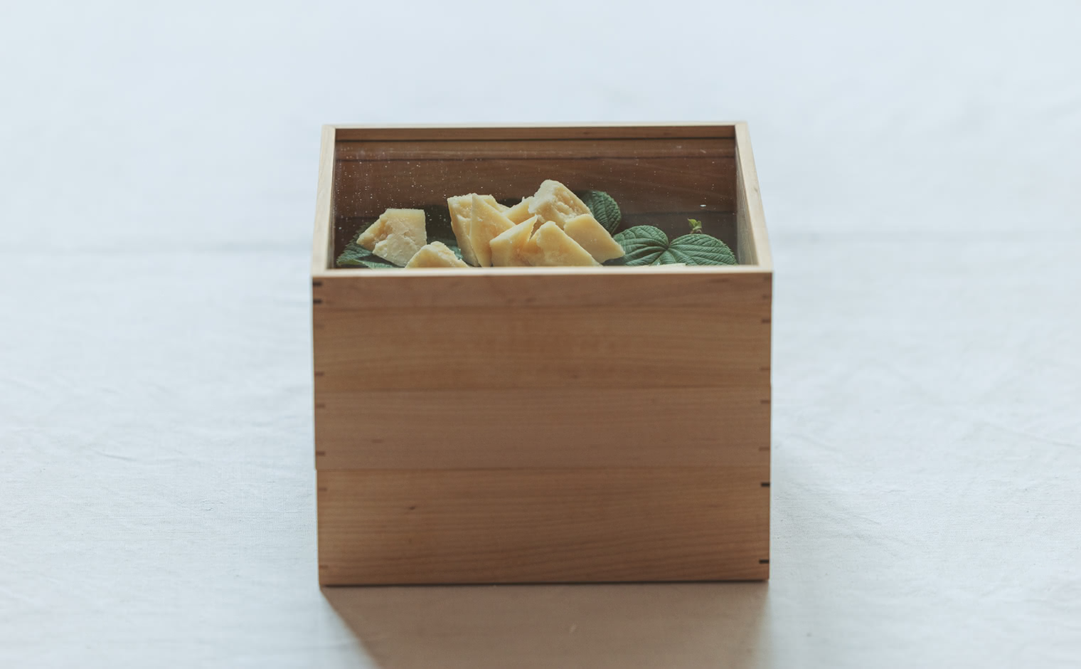 Peter Ivy Ojyu Box L 4 Sheets | Handblown Glass Jubako | kataoka
