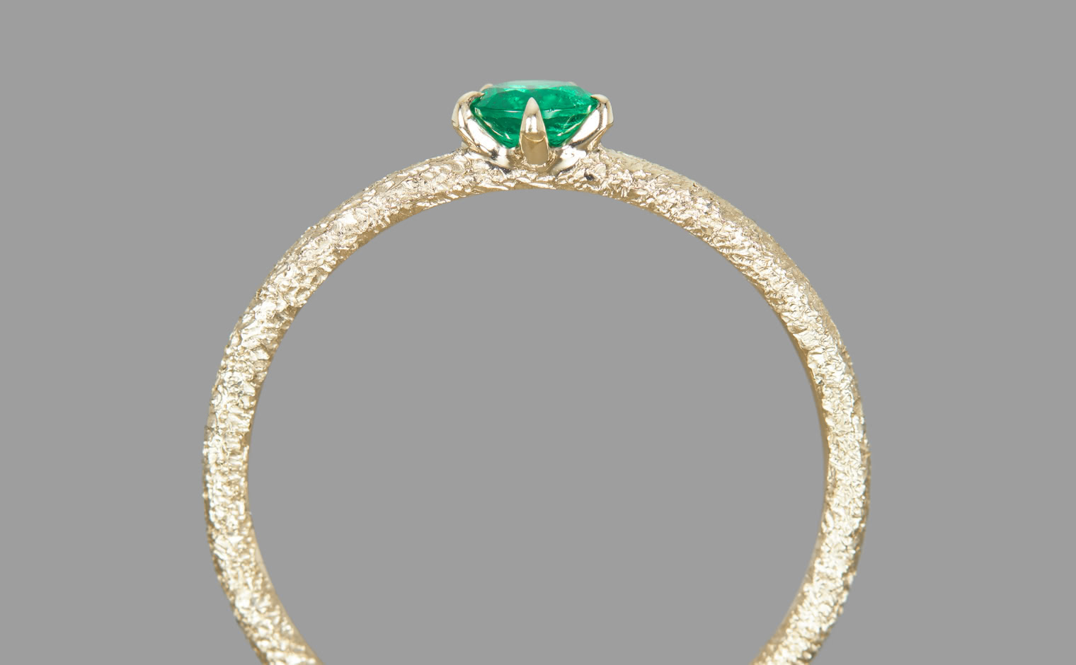 Emerald Stardust Ring | kataoka jewelry