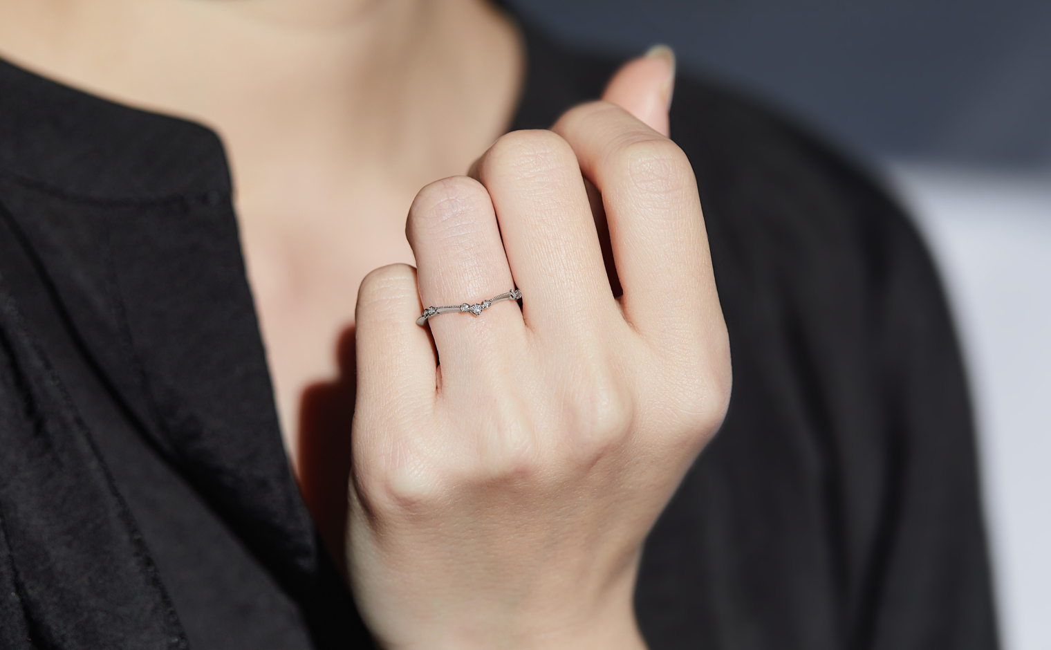 Curved Diamond Ring | kataoka jewelry and objets d'art