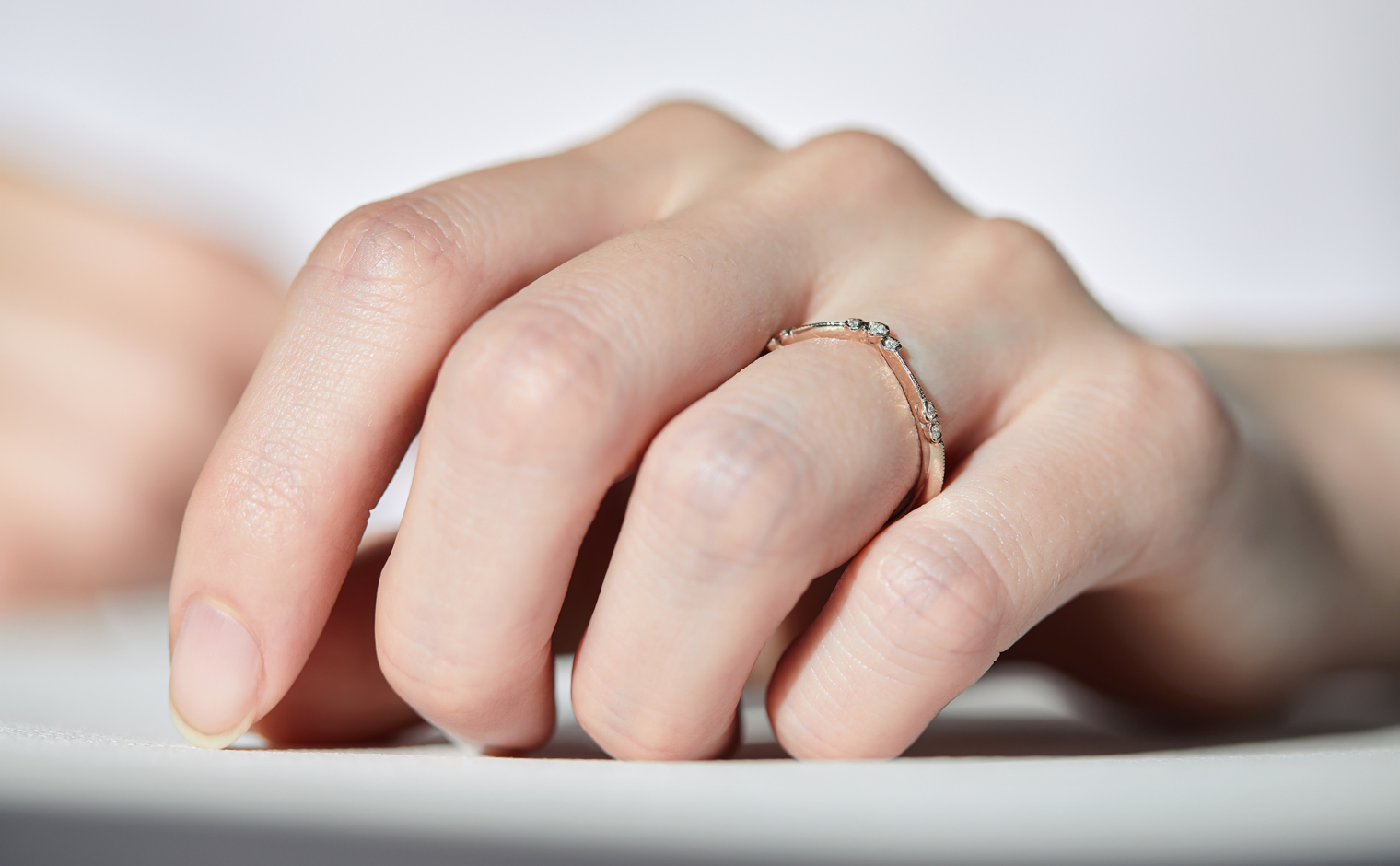 Curved Diamond Ring | kataoka jewelry