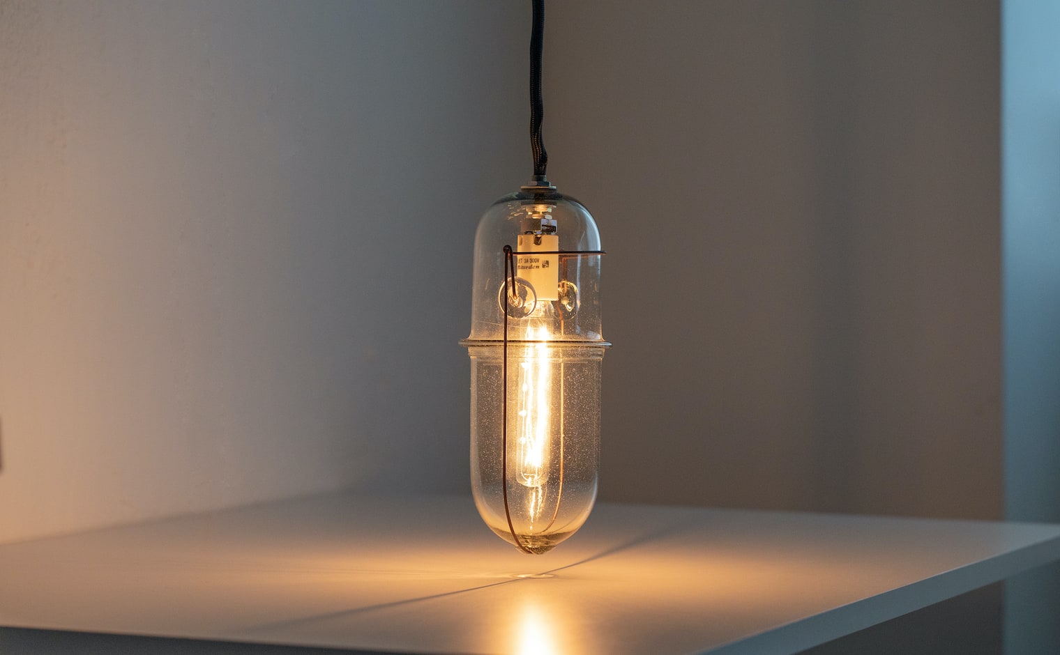 ピーターアイビー　PETER IVY Light Capsule S Peter Ivy Light Capsule S | Handblown Glass Pendant | kataoka