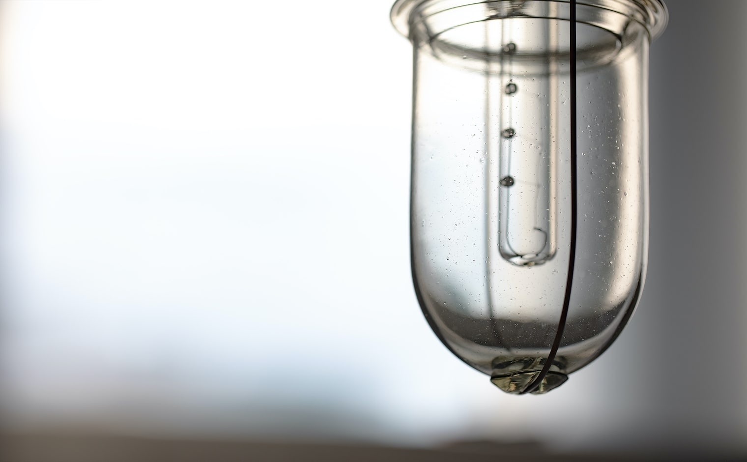 Peter Ivy Light Capsule S | Handblown Glass Pendant | kataoka