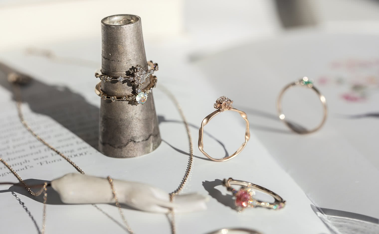 Rings | Diamond & Gemstone Rings in 18k Gold and Platinum | kataoka