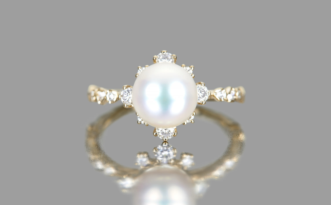 Pearl Snowflake Ring–Supreme
