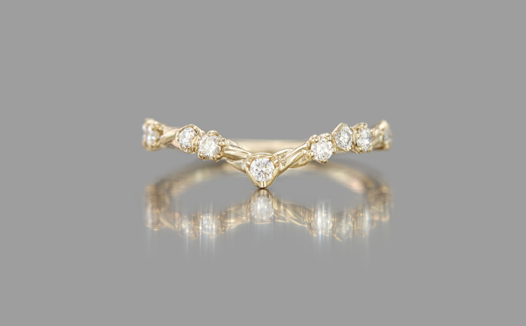Curved Ivy Ring