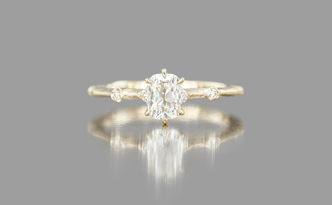 Blossom Ring–Eclipse