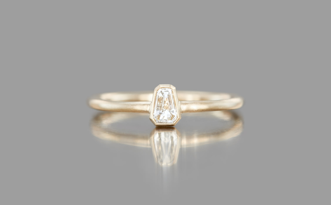 Escudo Ring–Lyra