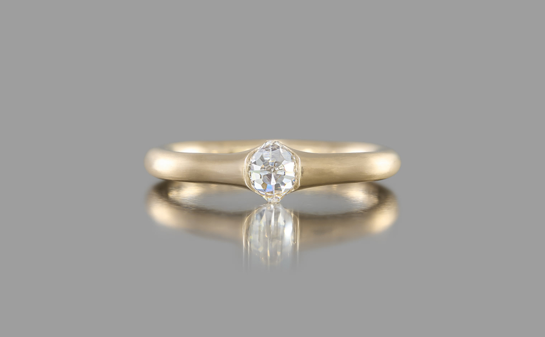 Adamas Ring–Grande Adamas Ring–Grande