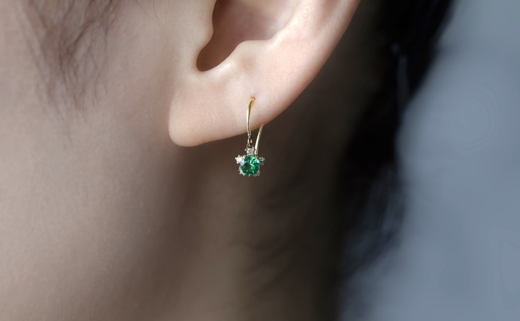 Snowflake Earrings–Emerald