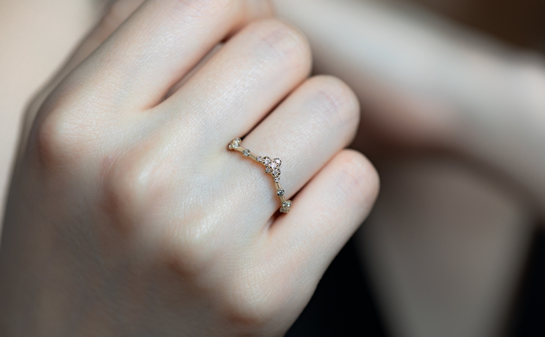 Curved Cluster Ring