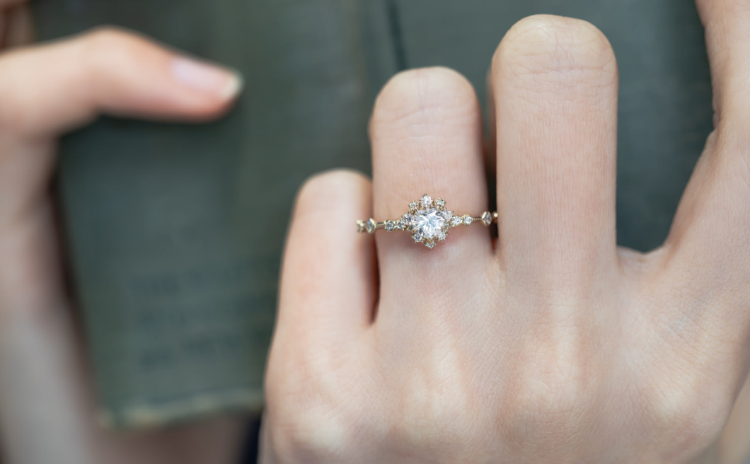 Snowflake Ring–Bleeding Heart