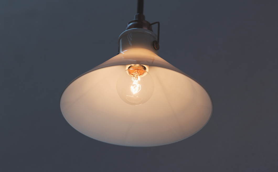 Conical Pendant Light S – White Conical Pendant Light S – White