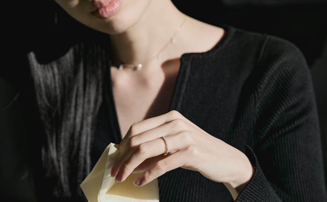 Dotted Ring Supreme–Rainbow