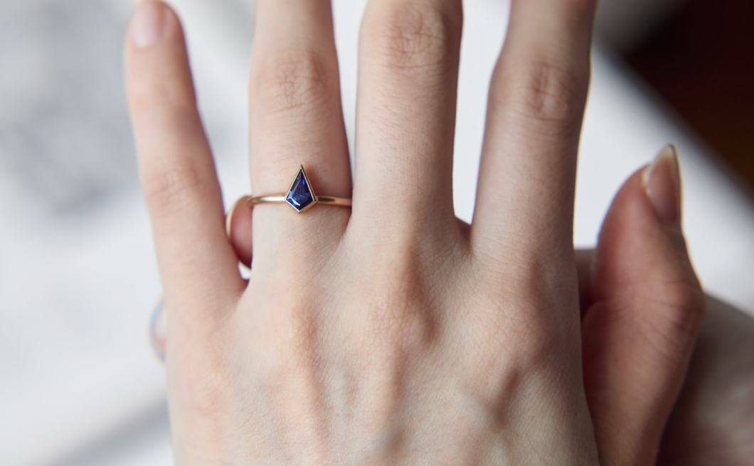 か*わ様 kataoka リボンダイヤモンドチェーンリング Engagement Rings | kataoka | Handcrafted Diamond Rings