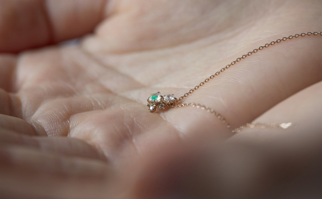 Crest Necklace–Opal